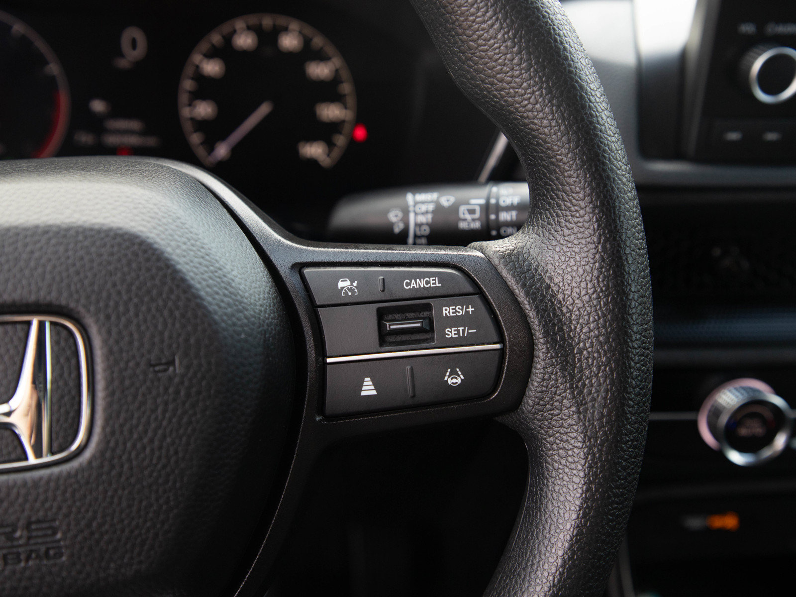 Used 2025 Honda CR-V LX image 24