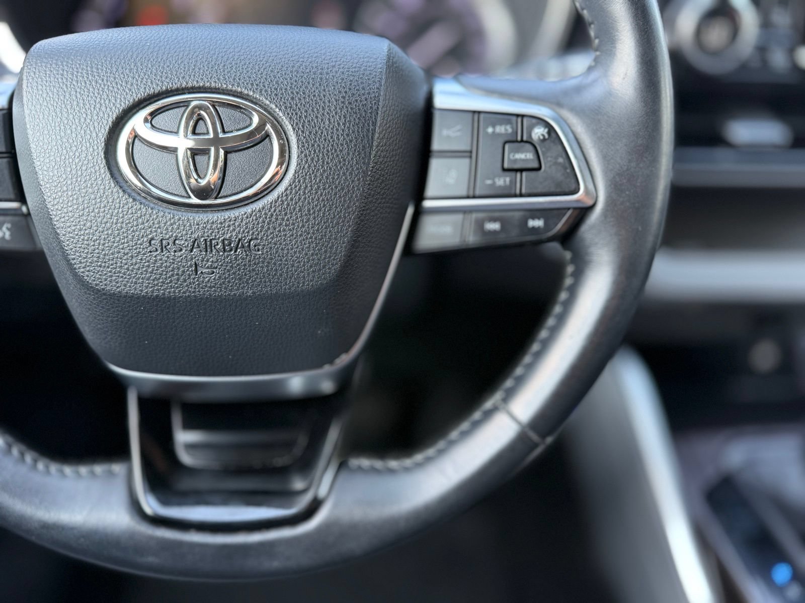 Used 2020 Toyota Highlander Limited AWD/4WD image 26