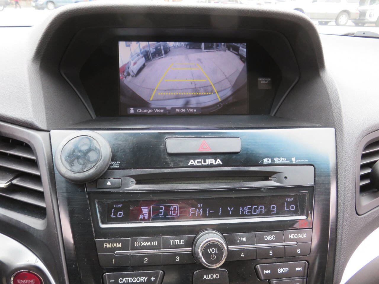 Used 2015 Acura ILX w/ Technology Package FWD image 18