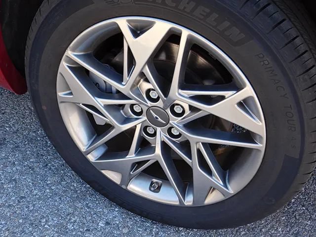 Used 2025 Genesis GV70 2.5T AWD/4WD image 7