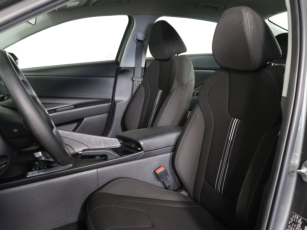 Certified 2024 Hyundai Elantra SEL FWD image 25