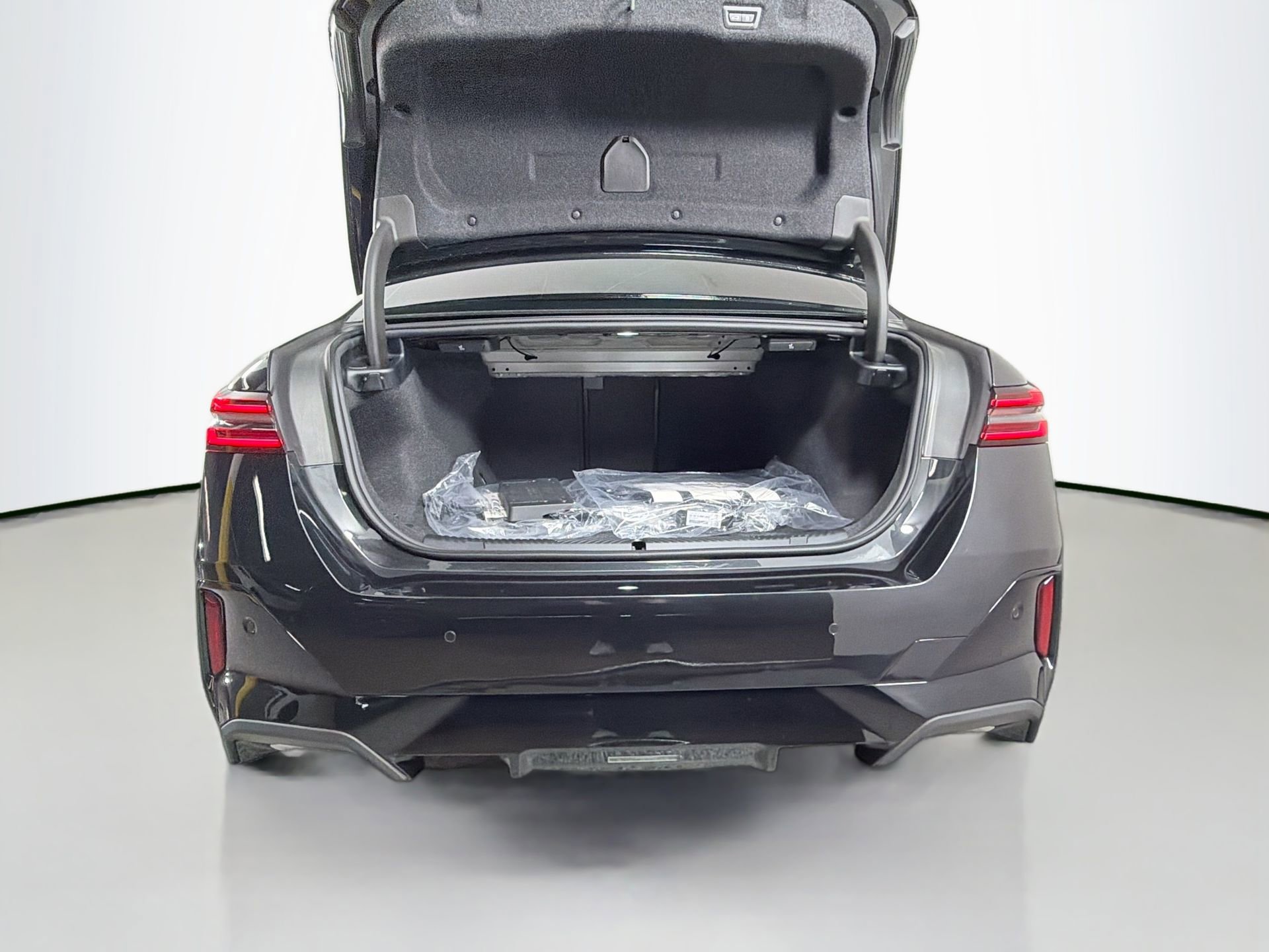 New 2026 BMW i5 eDrive40 w/ M Sport Package image 26