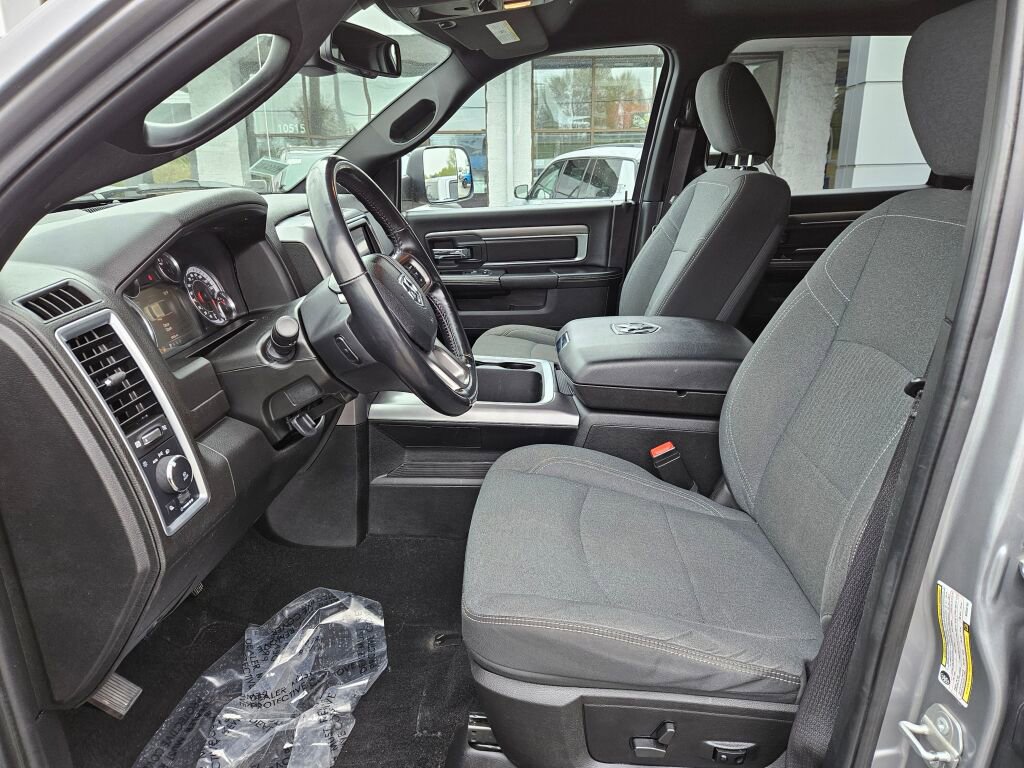 Used 2021 RAM 1500 Classic Warlock AWD/4WD image 13
