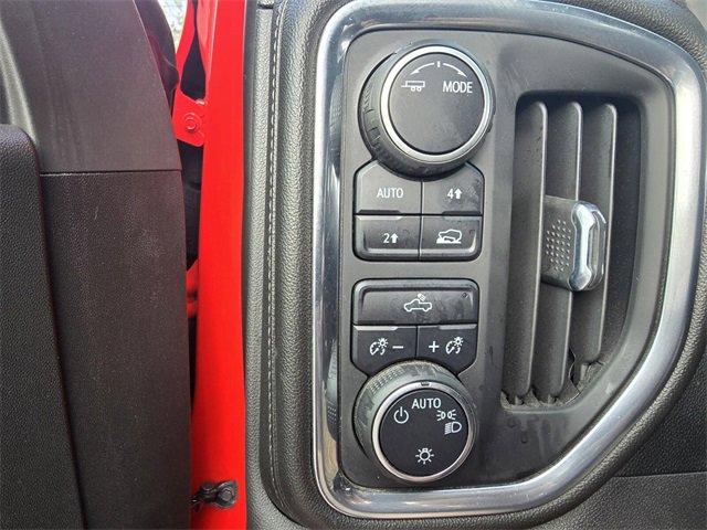 Used 2022 Chevrolet Silverado 1500 LT image 12