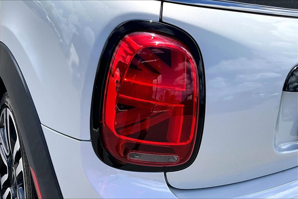 Used 2019 MINI Cooper S w/ Premium Package FWD image 27