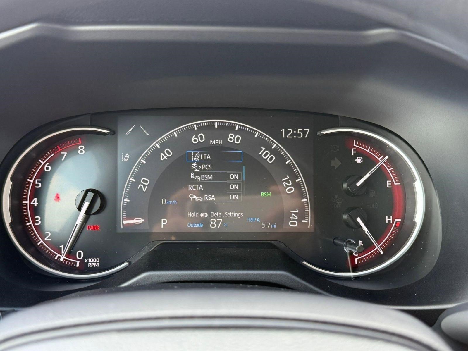 Certified 2025 Toyota RAV4 XLE w/ Convenience Package image 21