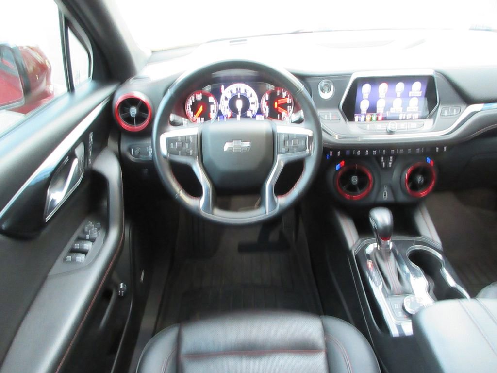 Certified 2022 Chevrolet Blazer RS w/ Enhanced Convenience Package AWD/4WD image 16