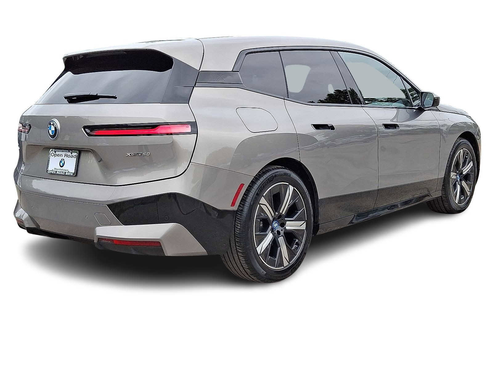 Used 2025 BMW iX xDrive50 image 6