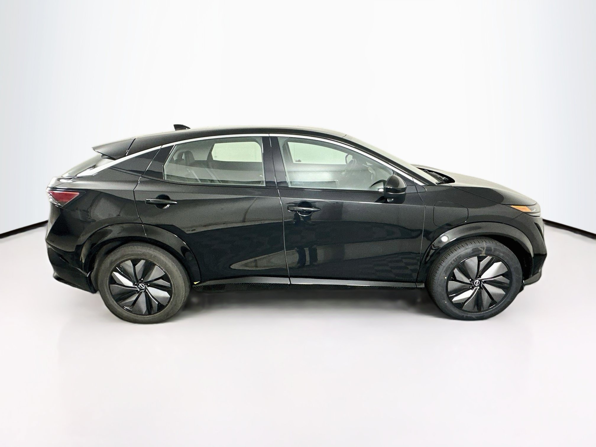 Used 2023 Nissan Ariya FWD image 10