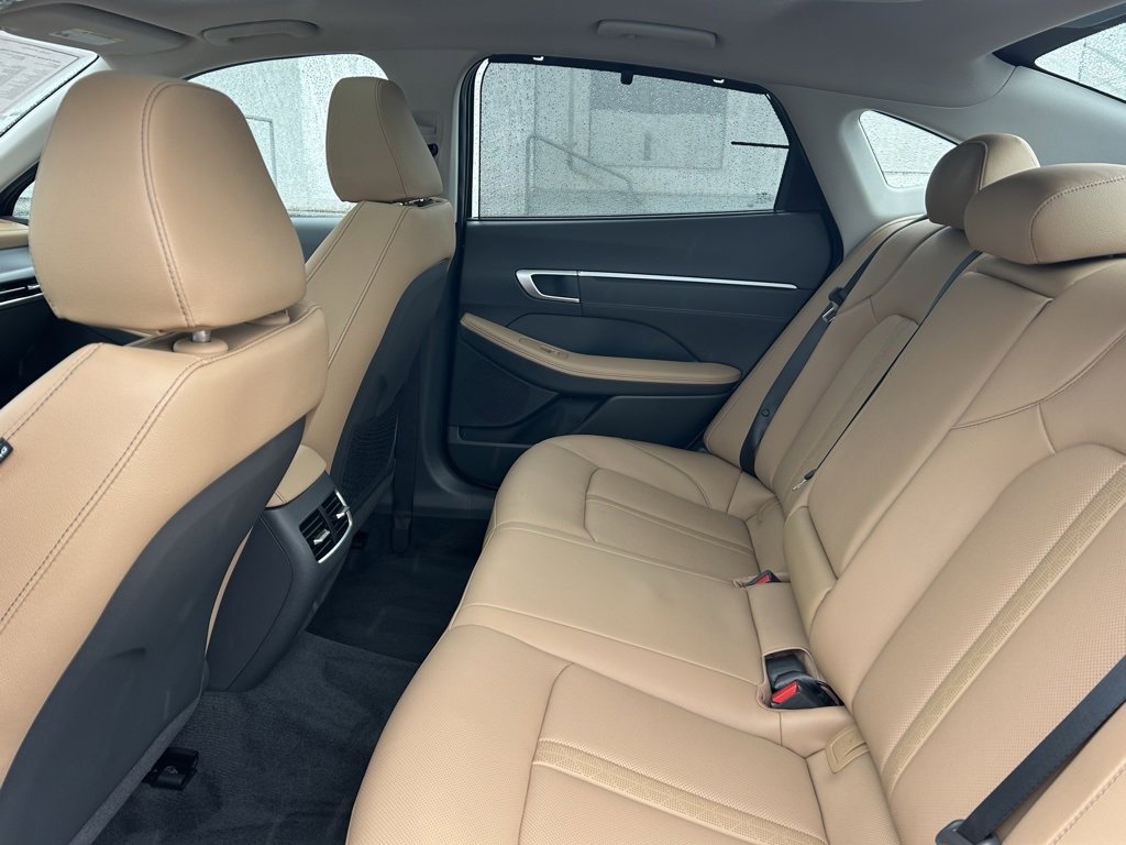 Used 2025 Hyundai Sonata Limited image 12