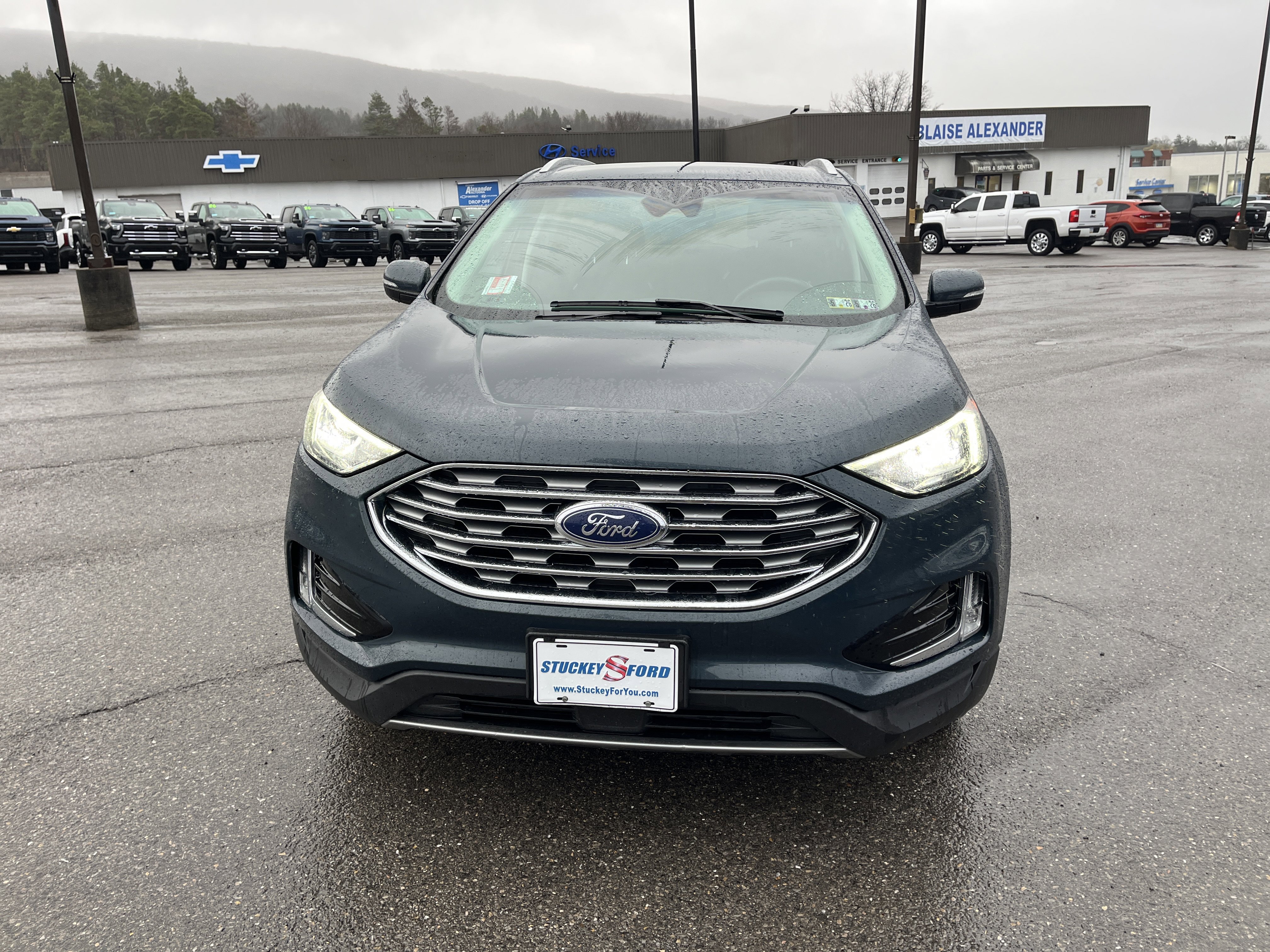 Used 2019 Ford Edge SEL w/ Equipment Group 201A image 9