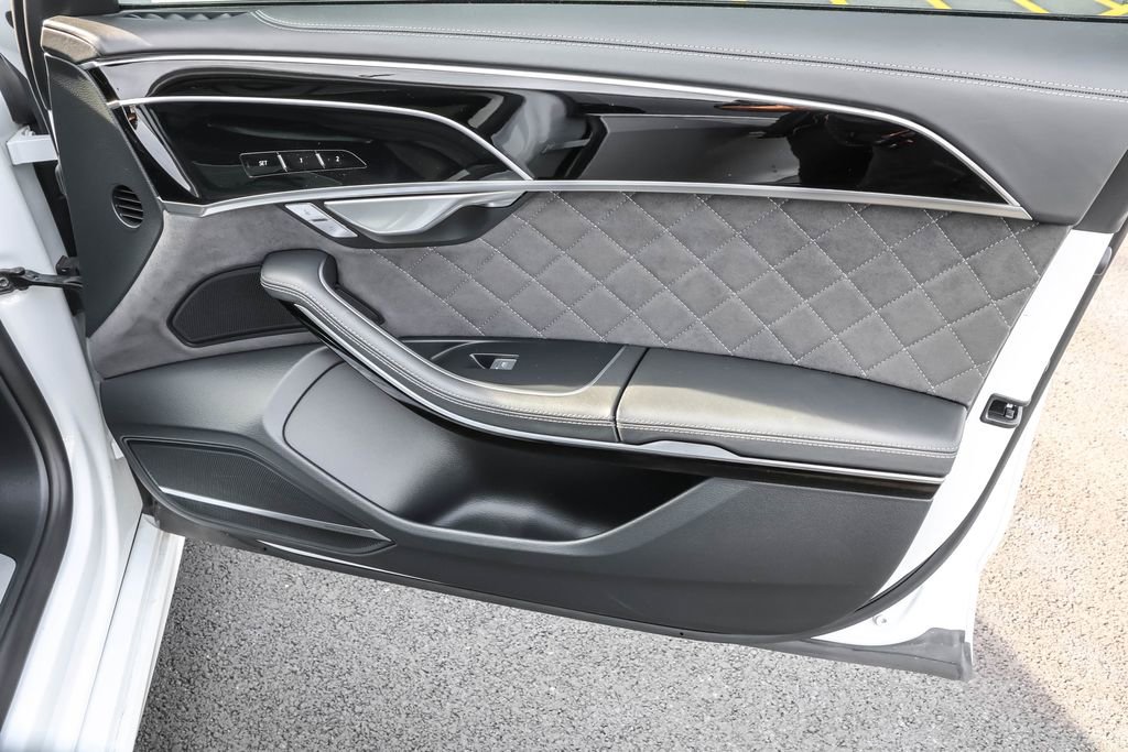 Used 2023 Audi S8 w/ S8 Comfort Plus Package image 44