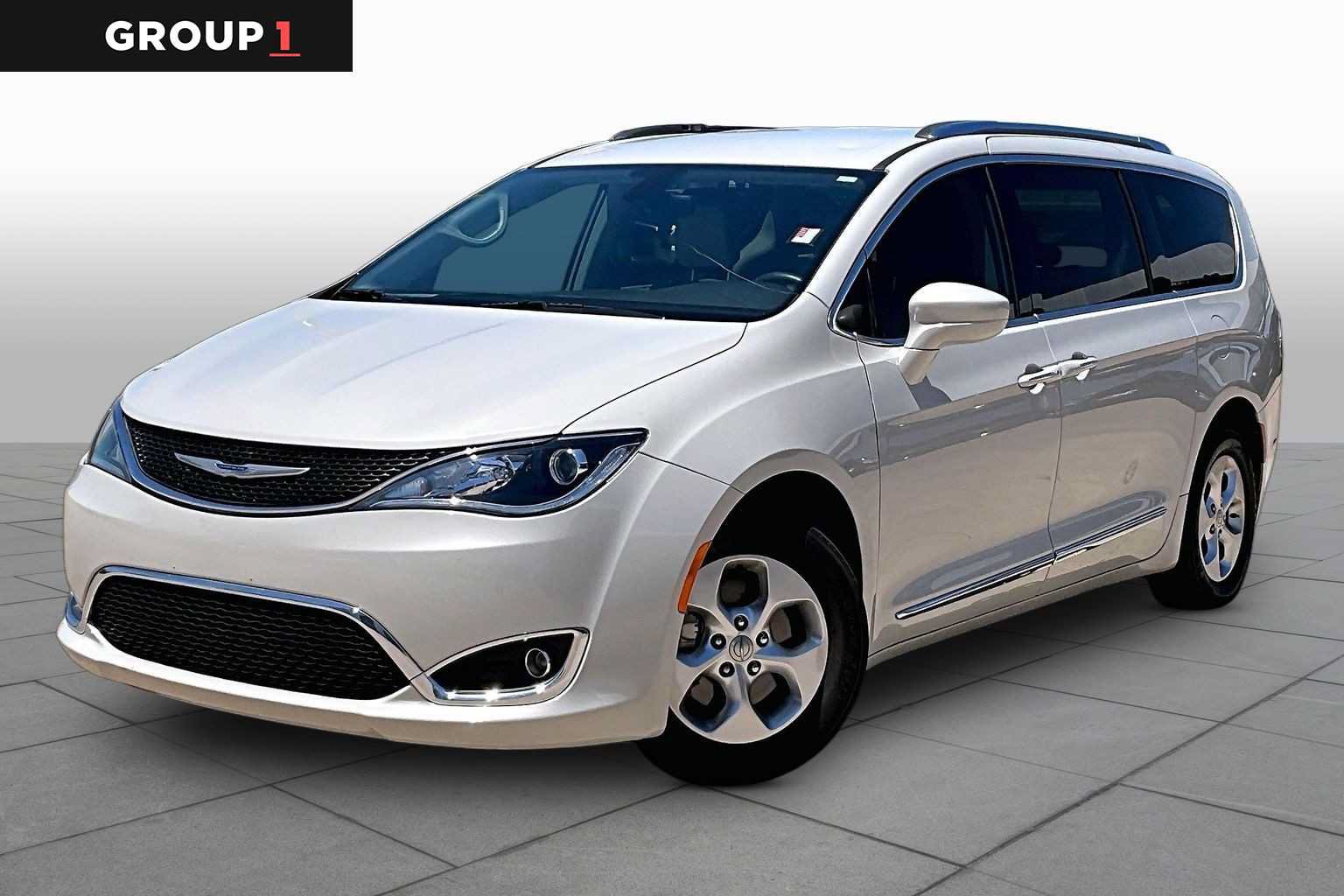 Used 2017 Chrysler Pacifica Touring-L Plus