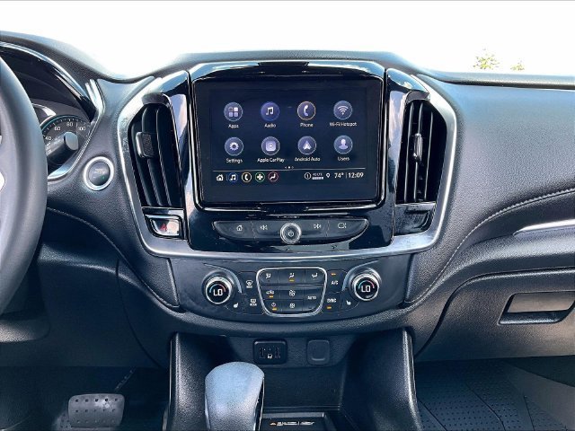 Used 2023 Chevrolet Traverse LT w/ LPO, Floor Liner Package AWD/4WD image 19