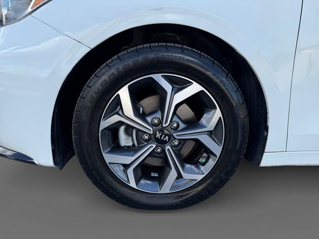 Used 2020 Kia Forte LXS image 11