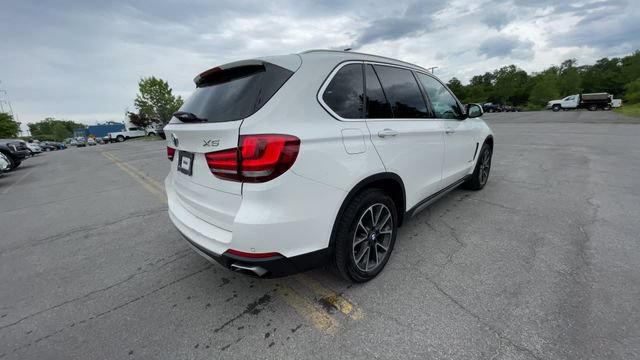 Used 2018 BMW X5 xDrive35i w/ Premium Package AWD/4WD image 9