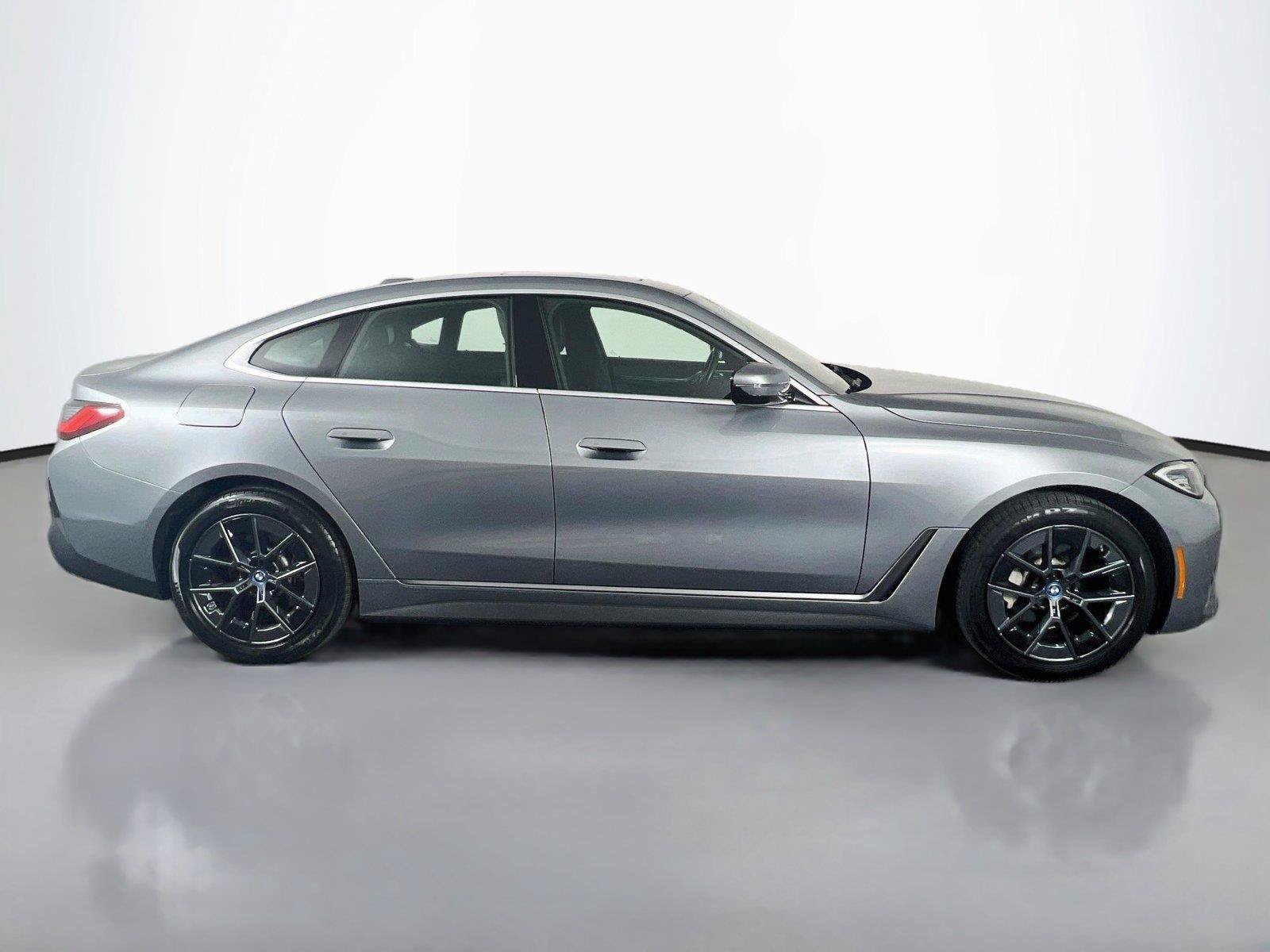 Used 2023 BMW i4 eDrive35 w/ Premium Package RWD image 7