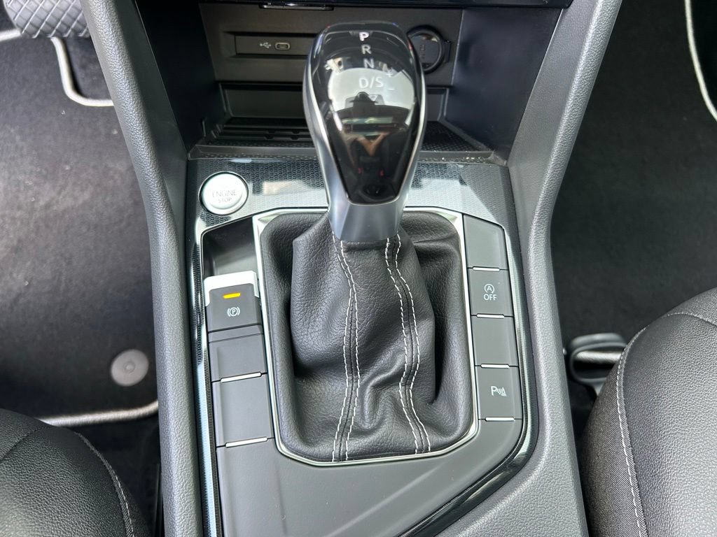 New 2026 Volkswagen Taos SE FWD image 34