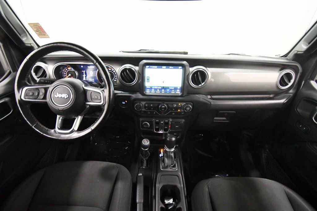 Used 2022 Jeep Wrangler Unlimited Sahara w/ Cold Weather Group image 3