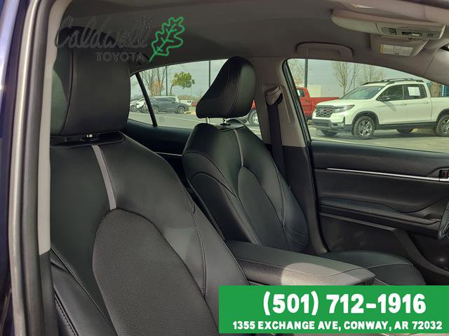 Used 2022 Toyota Camry XSE image 19