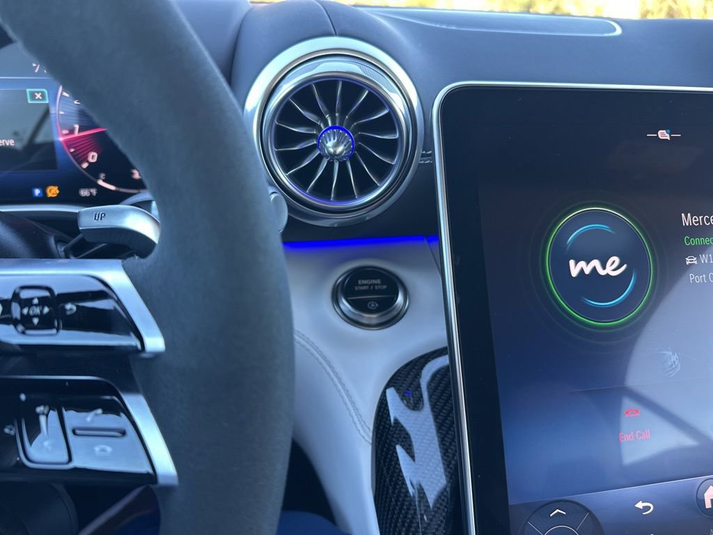 Used 2025 Mercedes-Benz SL 63 AMG 4MATIC image 14