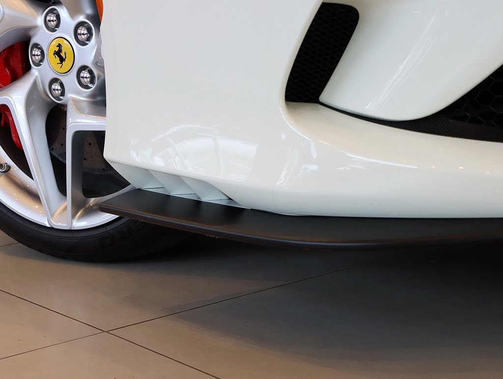 Certified 2022 Ferrari F8 Spider image 17