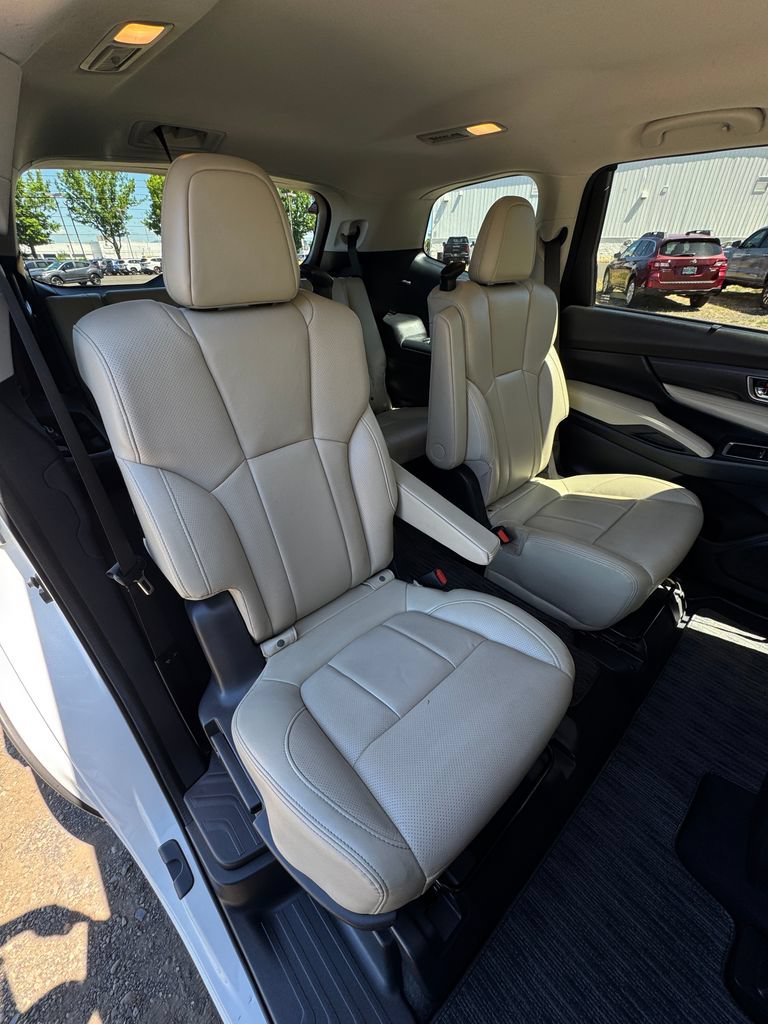 Used 2023 Subaru Ascent Limited AWD/4WD image 27