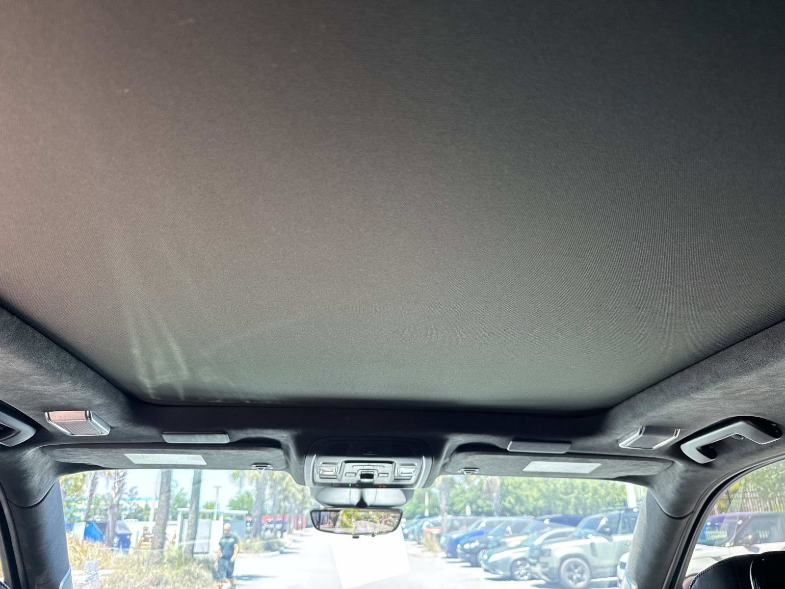 Used 2023 Cadillac Escalade ESV V AWD/4WD image 20