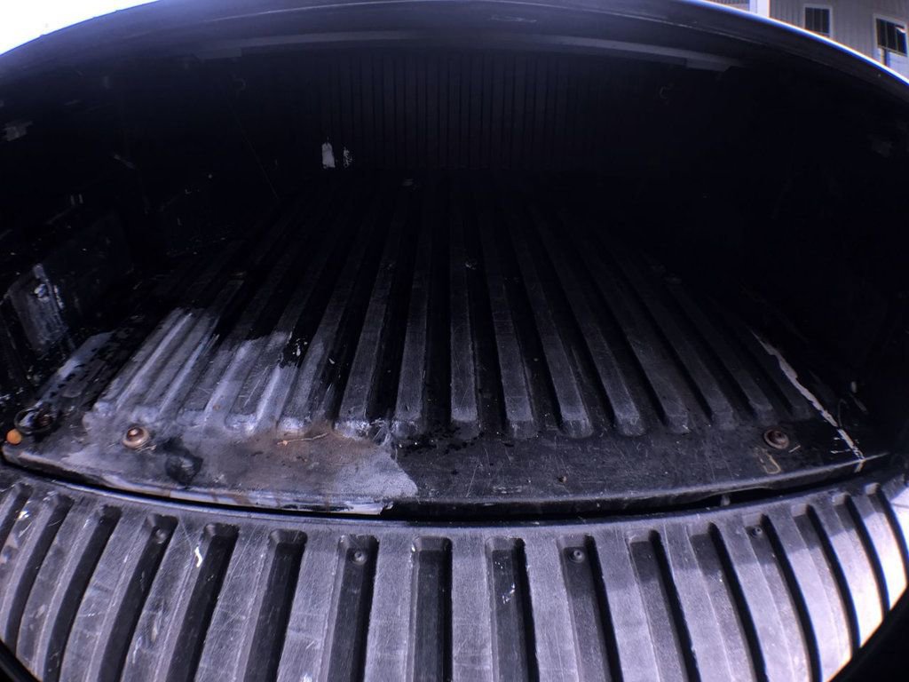 Used 2023 Tesla Model 3 Standard Range image 25