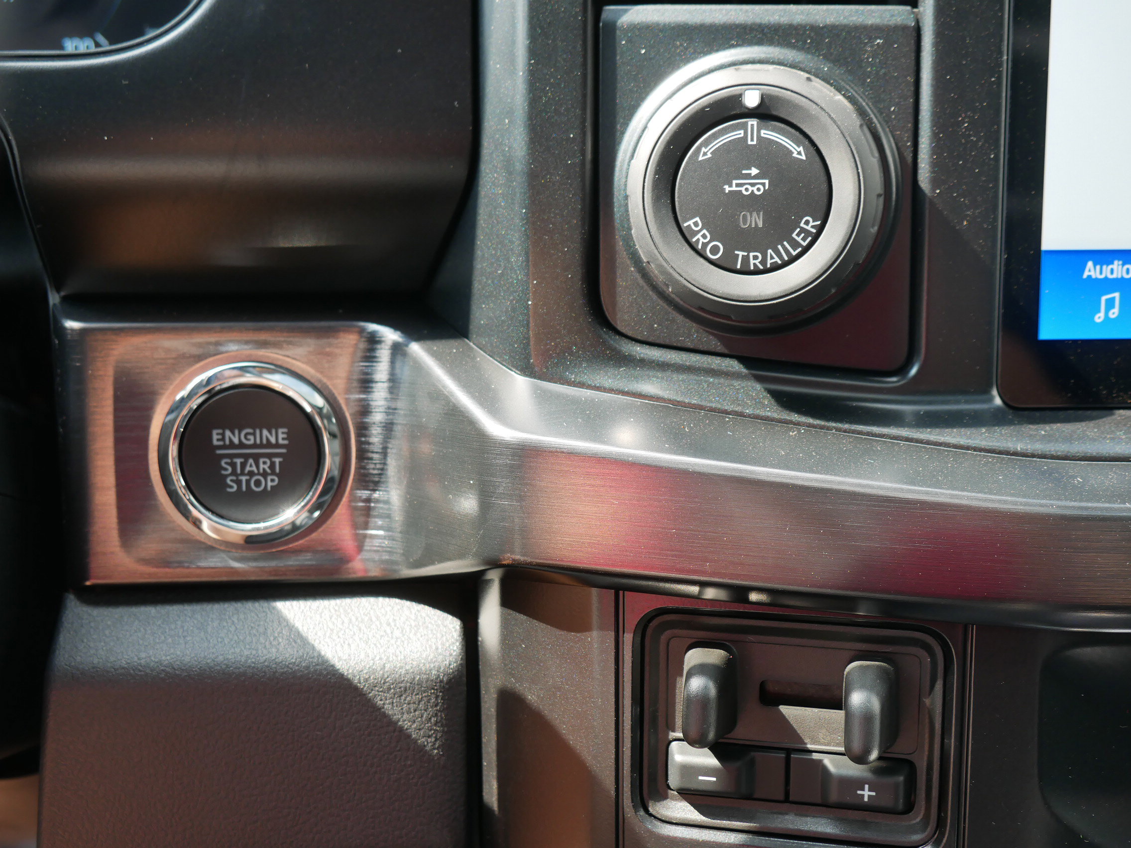 New 2026 Ford F350 Lariat image 10