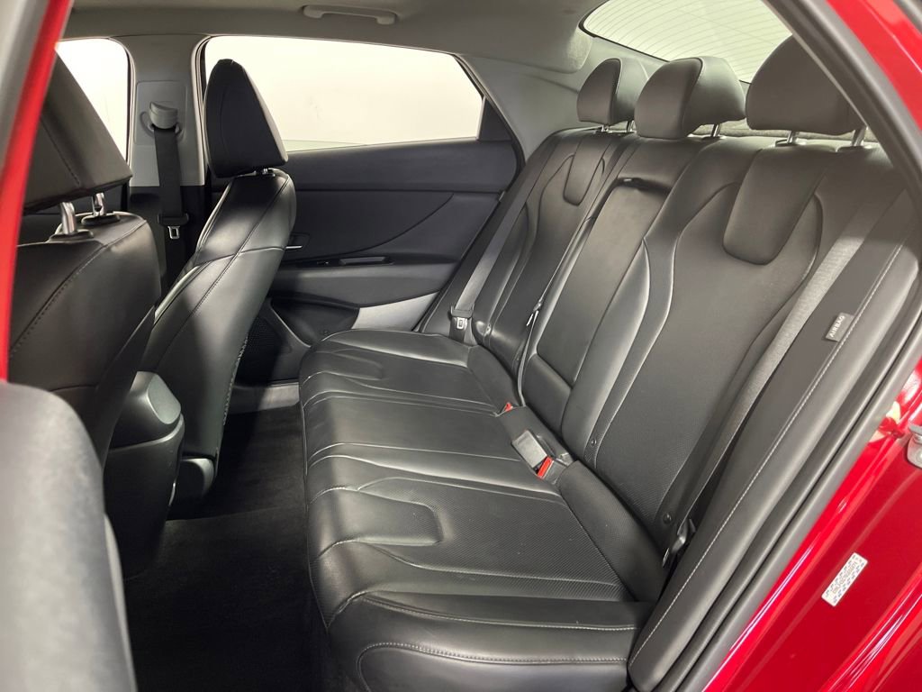 Certified 2024 Hyundai Elantra Limited image 13