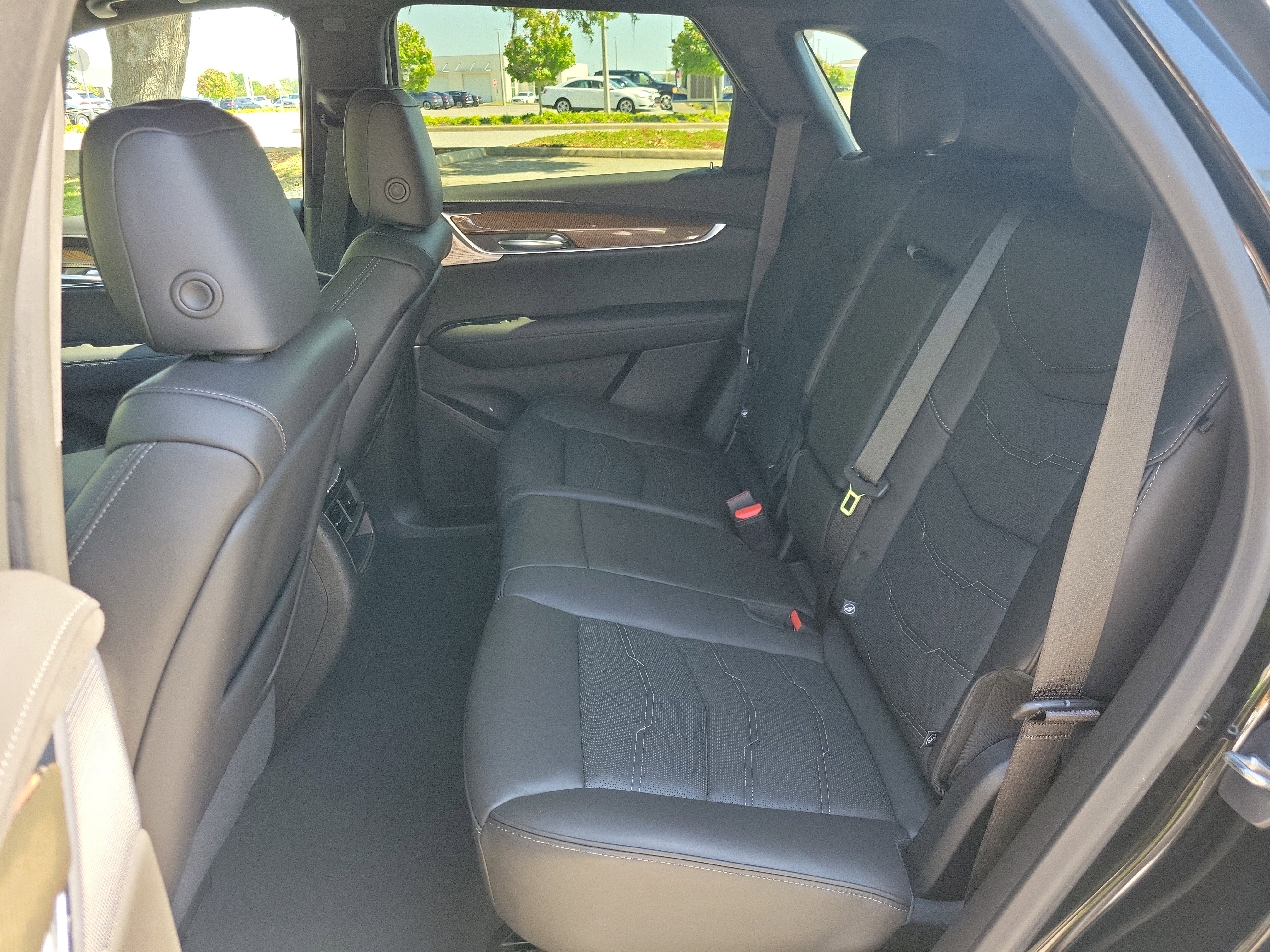 Used 2023 Cadillac XT5 Premium Luxury w/ Platinum Package image 16