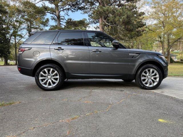 Used 2016 Land Rover Range Rover Sport HSE AWD/4WD image 17