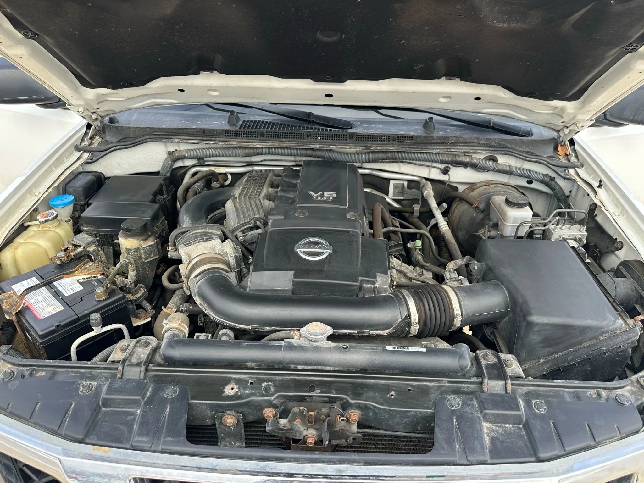 Used 2011 Nissan Frontier SV w/ SV Premium Utility Pkg image 9