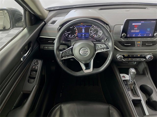 Used 2020 Nissan Altima 2.5 SR w/ Premium Package image 23