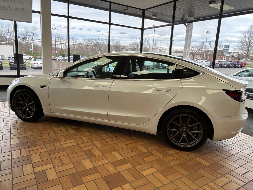 Used 2019 Tesla Model 3 Long Range image 9