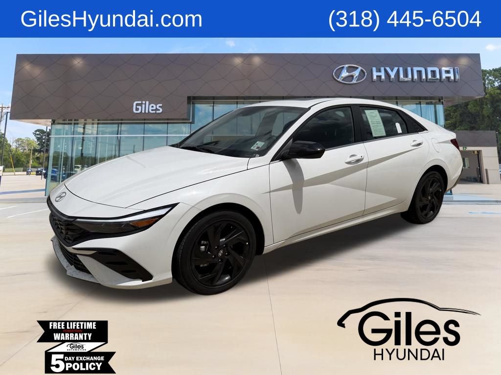 Certified 2026 Hyundai Elantra SEL Sport Premium FWD image 1