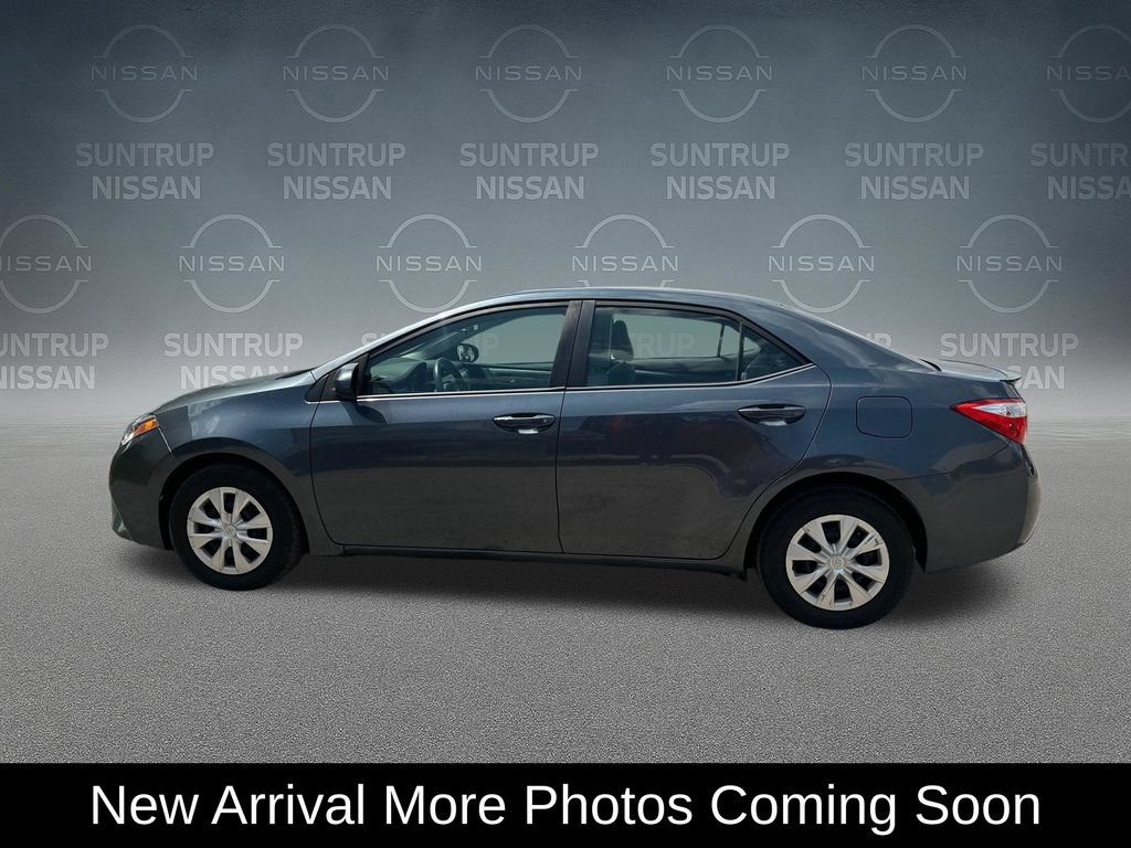 Used 2014 Toyota Corolla LE FWD video 2