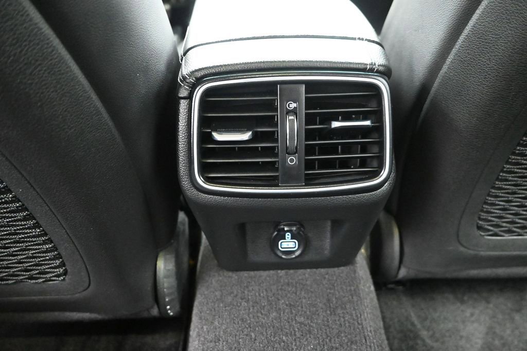 Used 2023 Genesis G70 2.0T AWD/4WD image 30