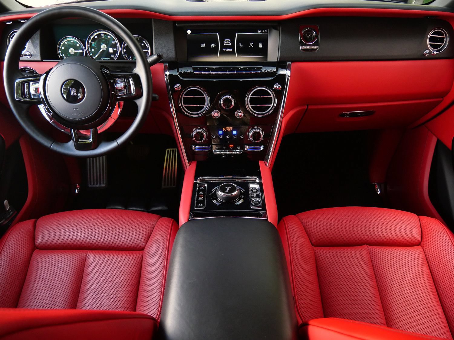 Used 2021 Rolls-Royce Cullinan AWD/4WD image 4