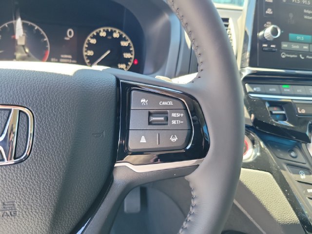 Certified 2026 Honda Odyssey Touring image 19