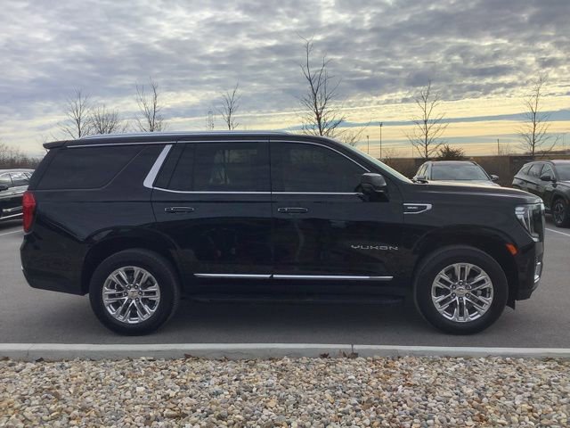 Used 2021 GMC Yukon SLT w/ SLT Luxury Plus Package image 4