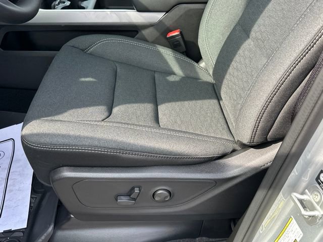 New 2026 RAM 1500 4x4 Crew Cab image 11