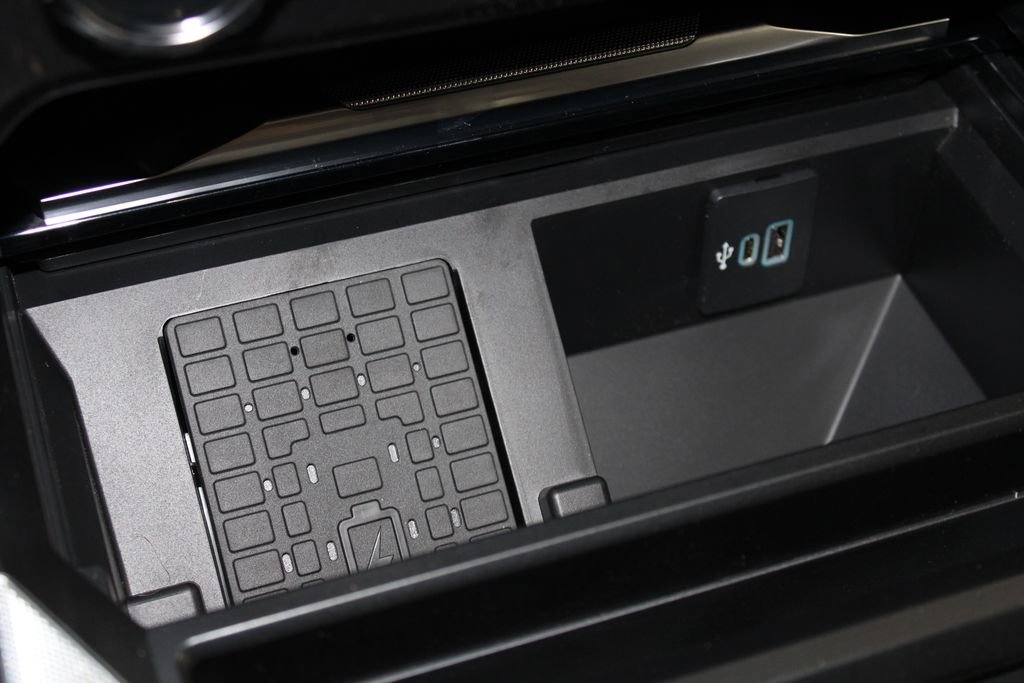 New 2026 Ford F250 Platinum image 50