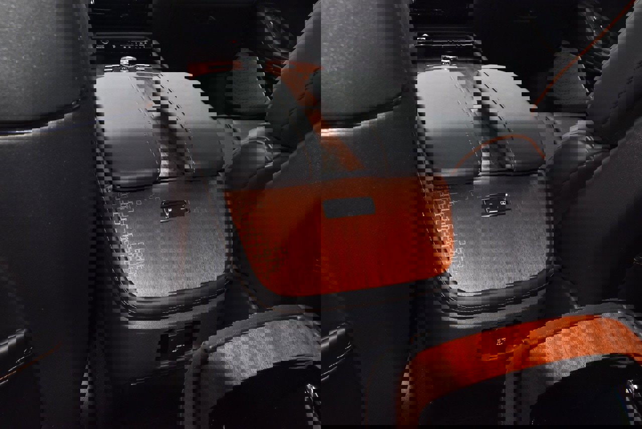 New 2025 Lincoln Navigator L Black Label AWD/4WD image 27