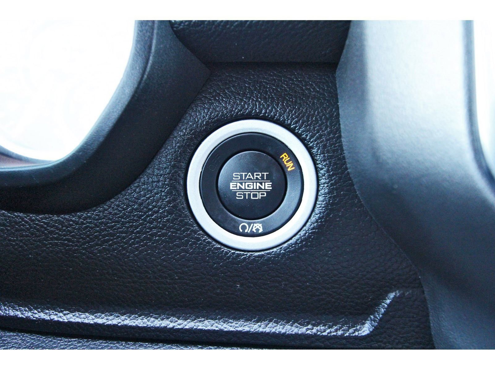 Used 2025 RAM 1500 Laramie w/ Laramie Southwest Edition image 20