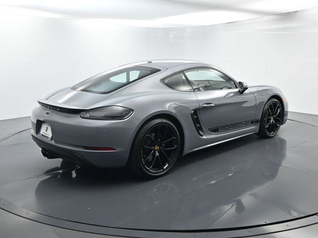 Used 2025 Porsche 718 Cayman image 14