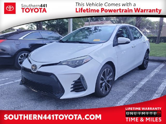 Used 2018 Toyota Corolla XSE FWD image 1
