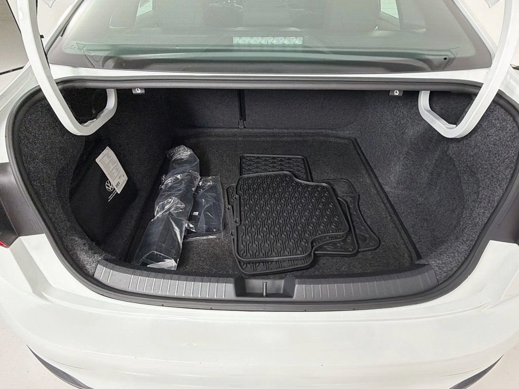 Certified 2023 Volkswagen Jetta Sport FWD image 23
