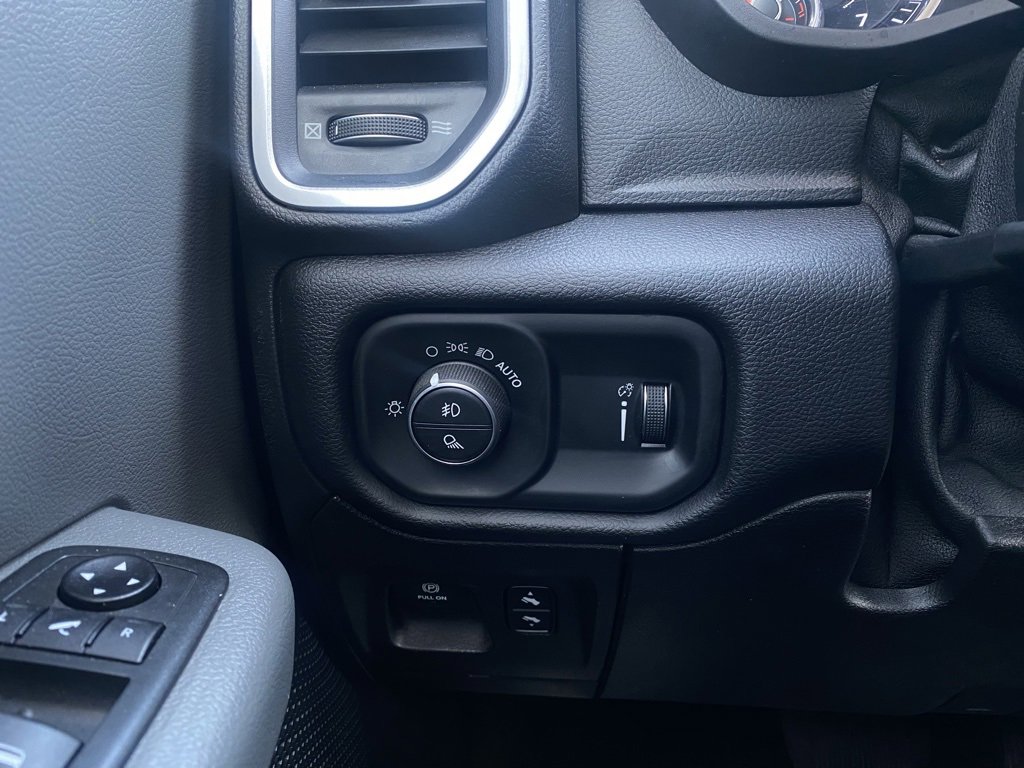 Used 2020 RAM 1500 Big Horn image 13